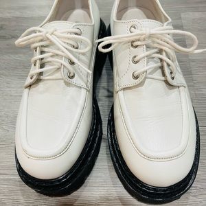 L’INTERVALLE LOAFER